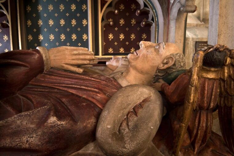 st-mary-redcliffe-church-bristol-guided-tour