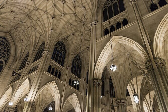 st-patricks-cathedral-official-holiday-tour