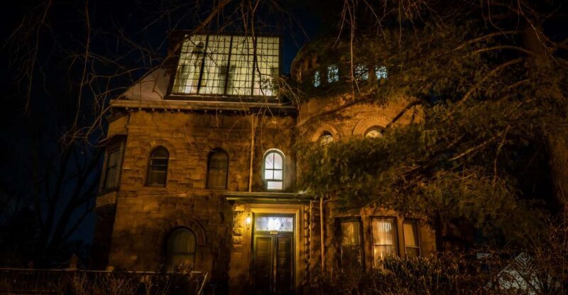 St. Paul: Twin Cities Haunts Ghost Walking Tour - The Experience: Pros and Cons