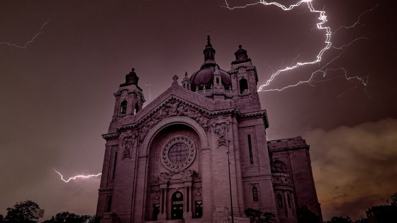 St. Paul: Twin Cities Haunts Ghost Walking Tour - Who Should Consider This Tour?