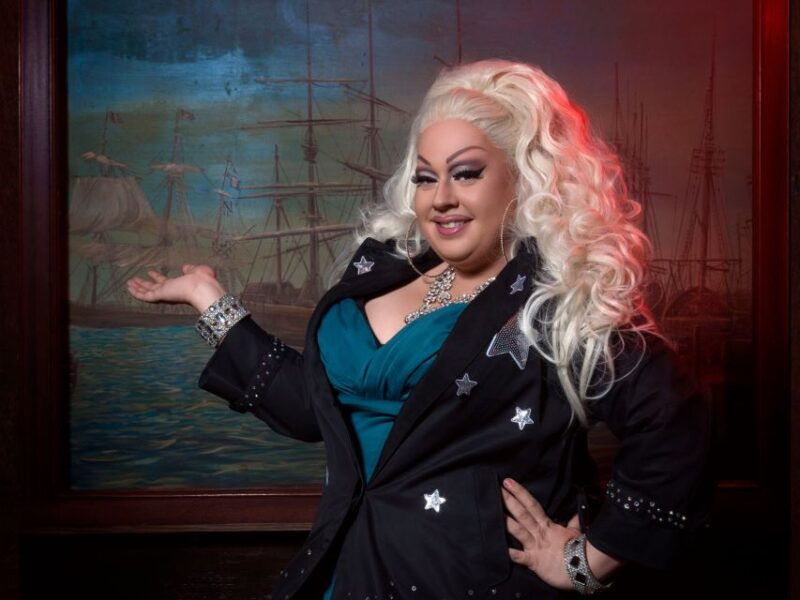 st-pauli-nightlife-tour-with-drag-queen-in-german