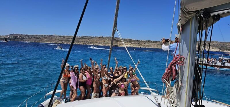 st-pauls-bay-half-day-luxury-catamaran-tour-with-drinks