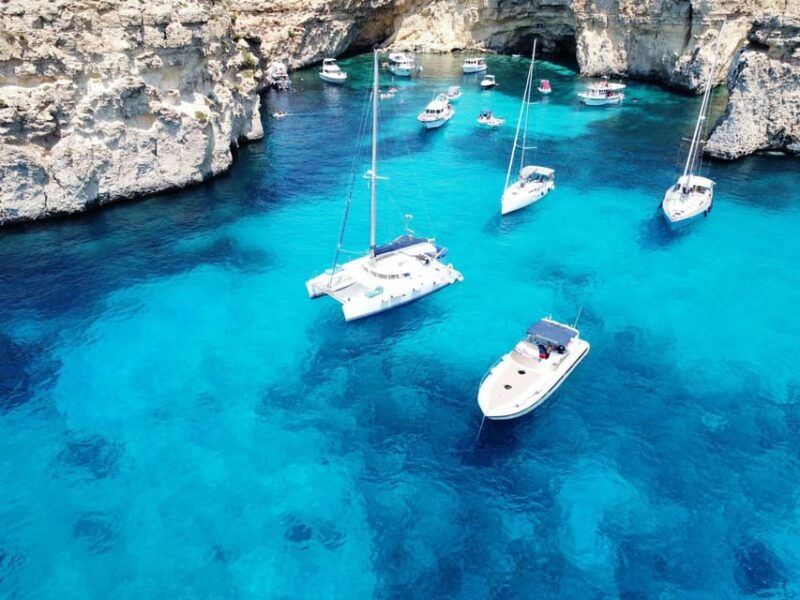 st-pauls-bay-half-day-luxury-catamaran-tour-with-drinks