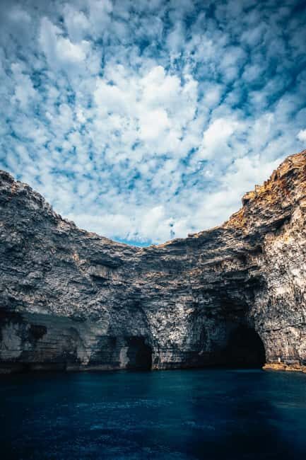 St Pauls: Gozo & Comino, Blue Lagoon & Seacaves Tour - The Blue Lagoon: A Highlight You Can’t Miss