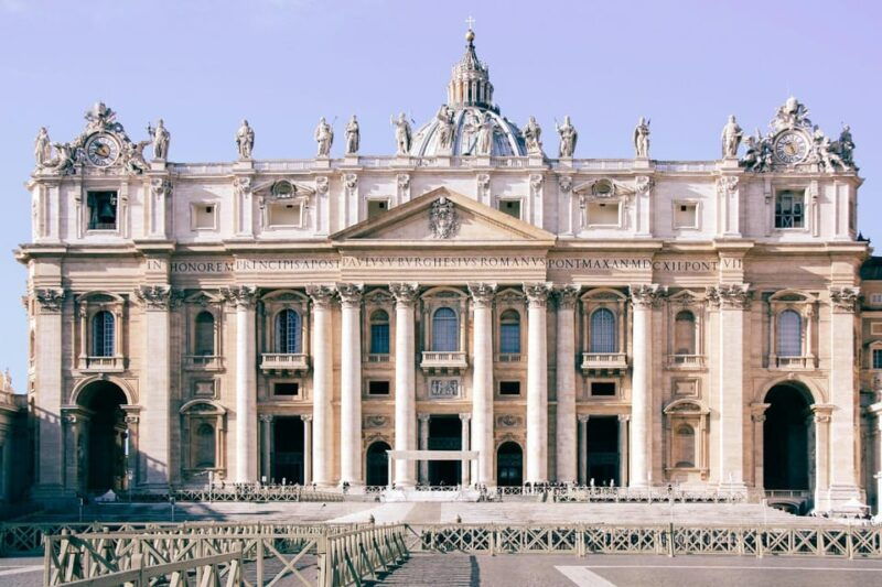 st-peters-basilica-walking-tour-with-tour-guide