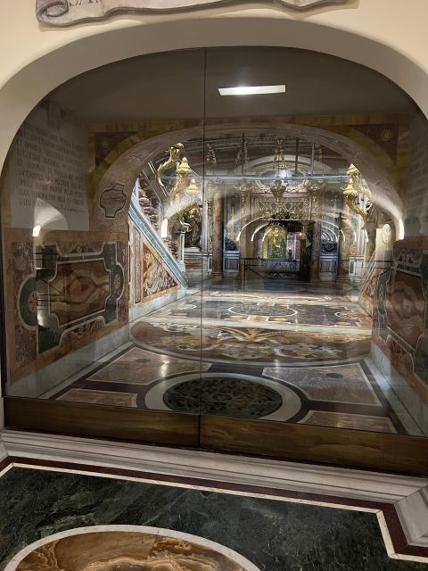 st-peters-basilica-with-papal-tomb-tours-and-dome-climb