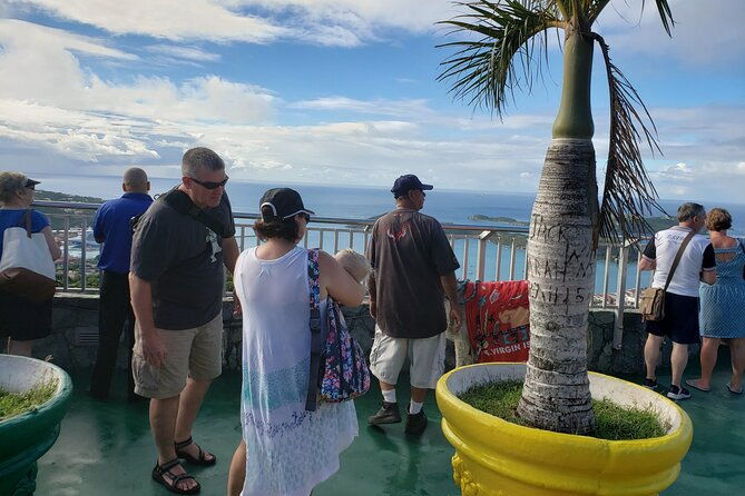 st-thomas-island-tour-with-mountain-top-and-magens-bay-beach