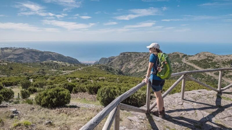 stairway-to-heaven-pico-do-areeiro-in-madeira-island-2