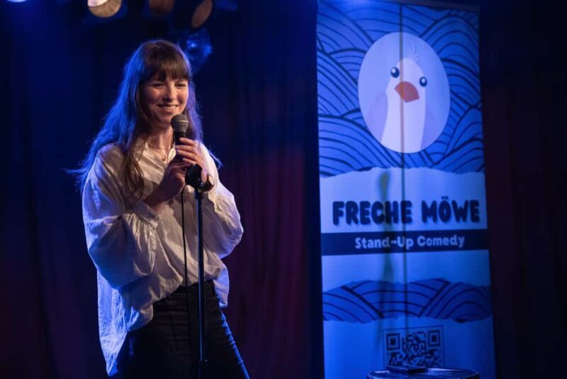 Stand-up comedy at Indra  Freche Möwe - Key Points