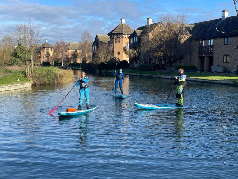 stand-up-paddle-boarding-on-the-river-stort-in-hertfordshire