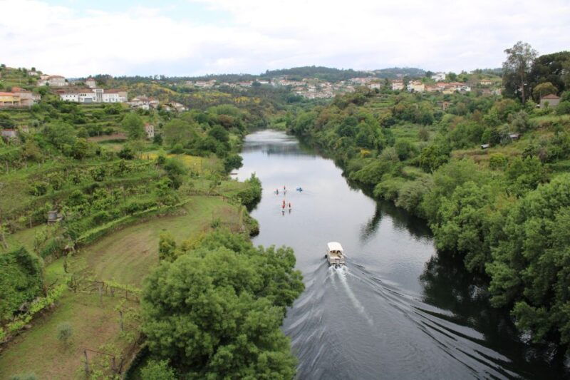 stand-up-paddle-on-douro-and-paiva-rivers