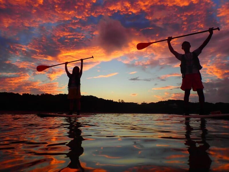stand-up-paddleboard-amazing-sunrise-at-mangrove-river