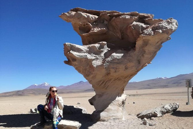 standar-3-days-uyuni-salt-flats-and-colorfull-lagoons