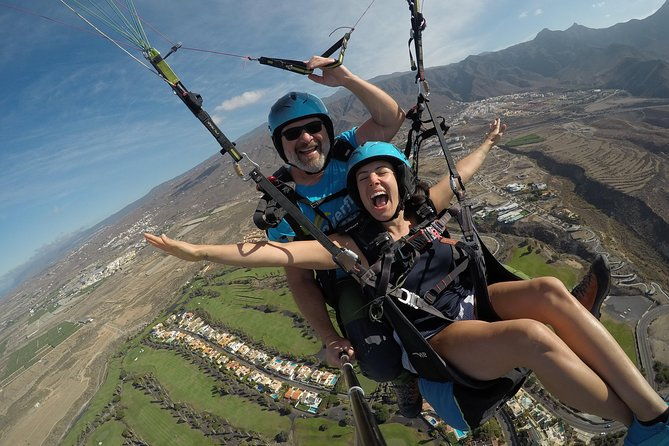standard-paragliding-tandem-flight-over-adeje-tenerife-south