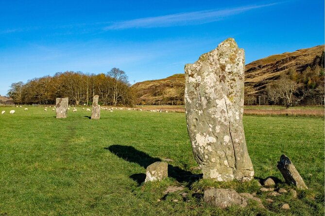 standing-stones-inveraray-and-kilchurn-castle-highlands-tour-starting-balloch