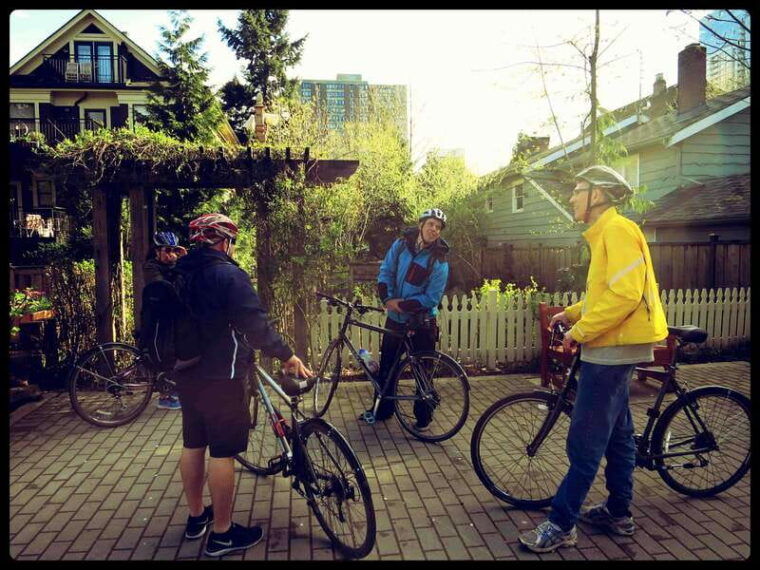 stanley-park-downtown-vancouver-bike-tours