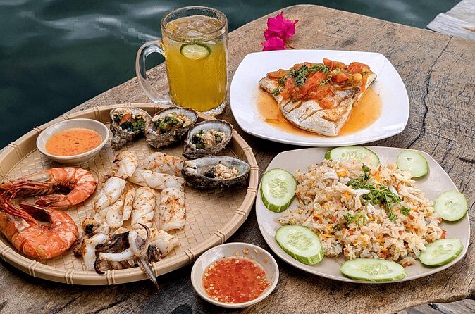 Starfish Beach and Floating Village Combo Boat Trip Seafood Lunch - Practical Tips for Making the Most of Your Trip