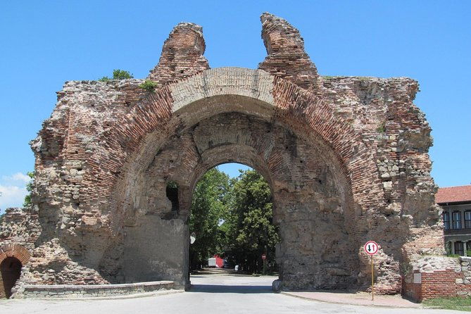 starosel-thracian-temple-and-hisarya-spa-resort-private-day-tour-from-plovdiv