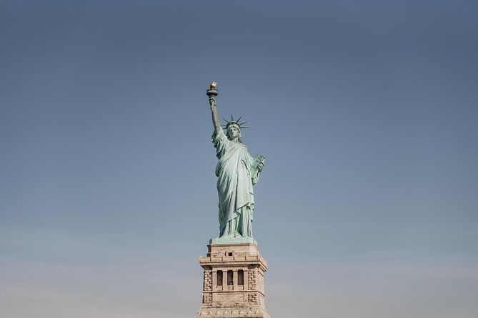 statue-of-liberty-and-ellis-island-guided-tour-with-ferry