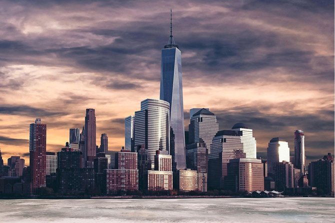 statue-of-liberty-and-ellis-island-sunset-cruise