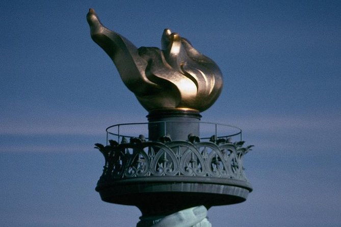 statue-of-liberty-and-ellis-island-tour-in-spanish