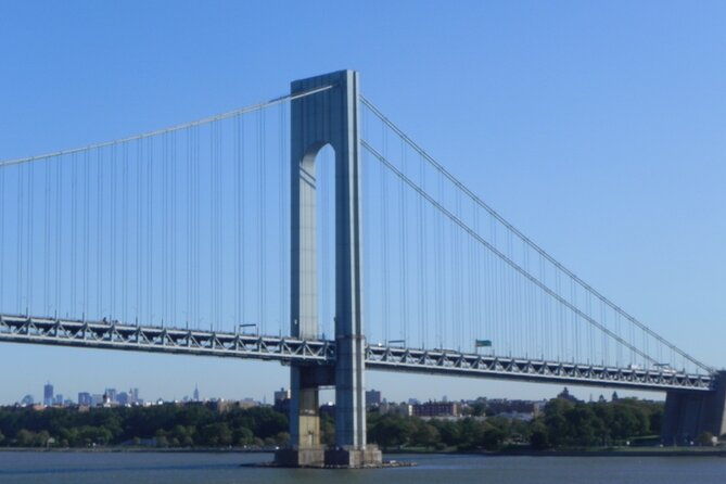 statue-of-liberty-and-ellis-island-tour-in-spanish