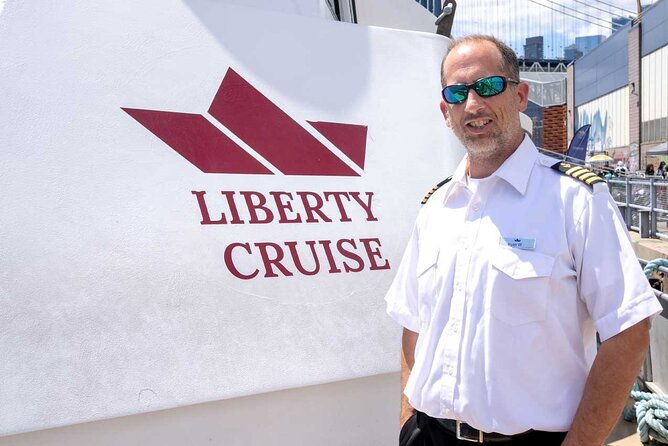 statue-of-liberty-cruise-75-min-sightseeing-tour-with-live-guide