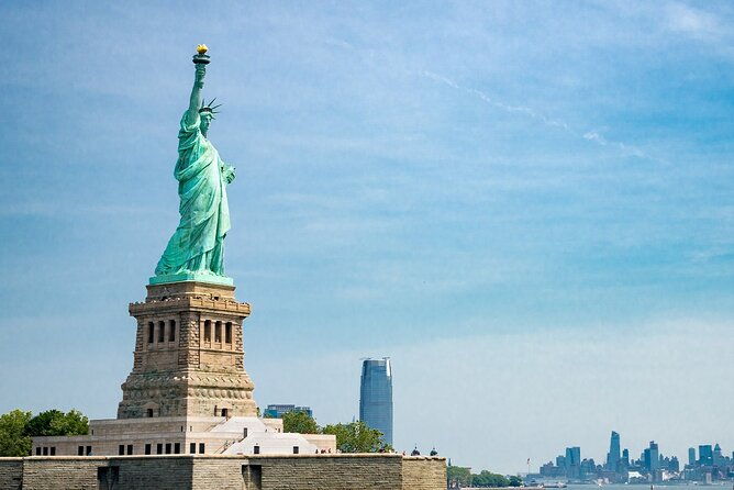 statue-of-liberty-cruise-75-min-sightseeing-tour-with-live-guide