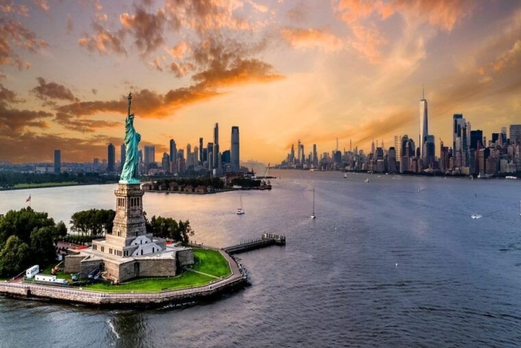 statue-of-liberty-empire-state-building-5-hour-tour-by-car-2