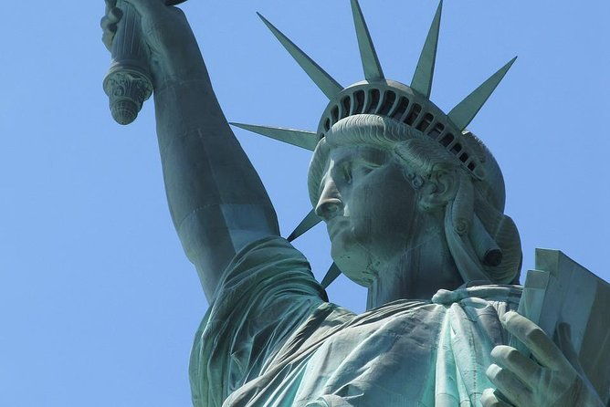 statue-of-liberty-roundtrip-ferry-ticket