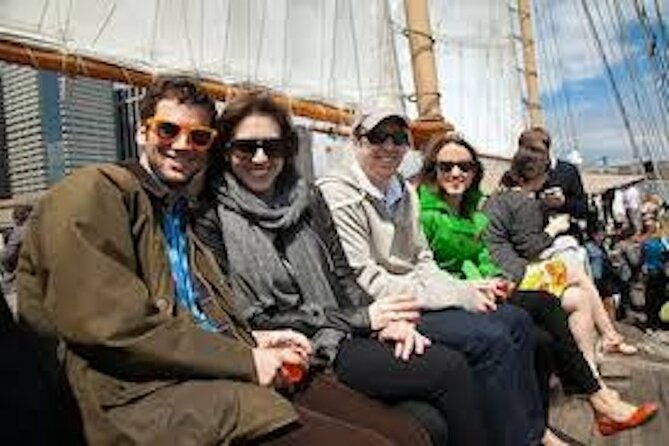 statue-of-liberty-sailing-experience-and-3hr-nyc-walking-tour