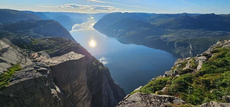 Stavanger: Afternoon - Hike/run to Pulpit Rock - An In-Depth Look at the Experience
