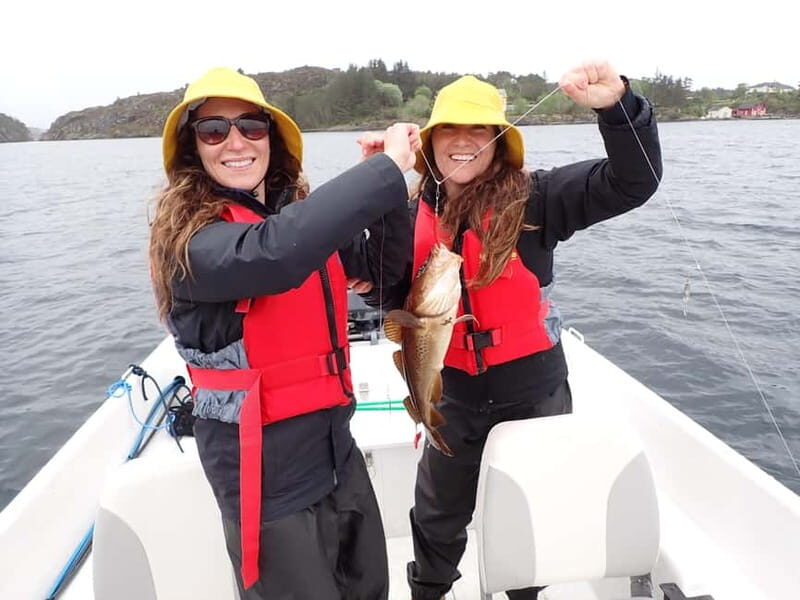 Stavanger: Lysefjord Cruise, Fishing, and Dinner Tour - Key Points