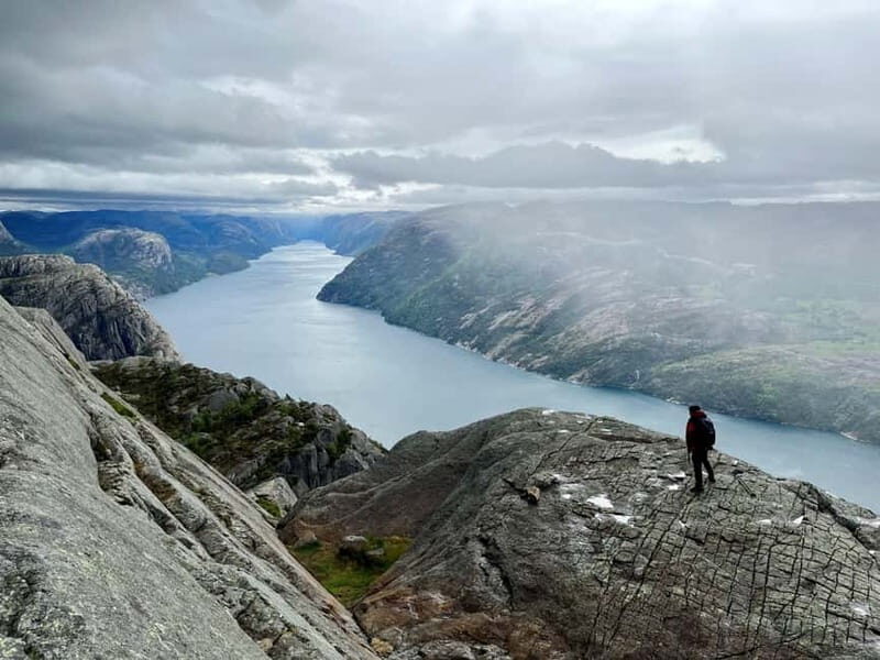 Stavanger/Sandnes: Preikestolen Guided Hidden Nature Hike - What You Need to Bring and How to Prepare