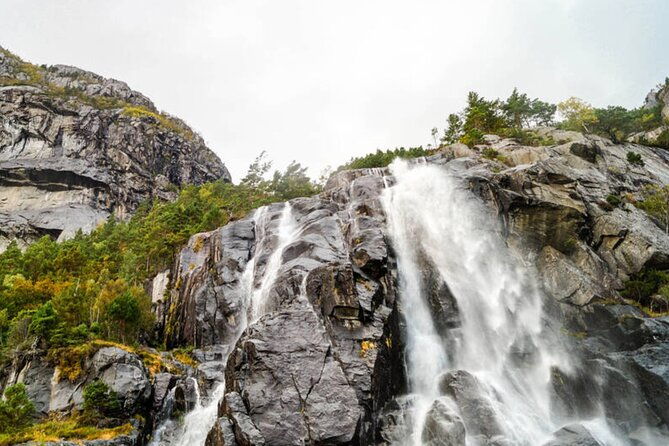 stavanger-waterfalls-caves-and-rock-tour-by-sea