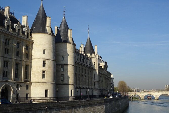 ste-chapelle-conciergerie-private-guided-tour-with-tickets