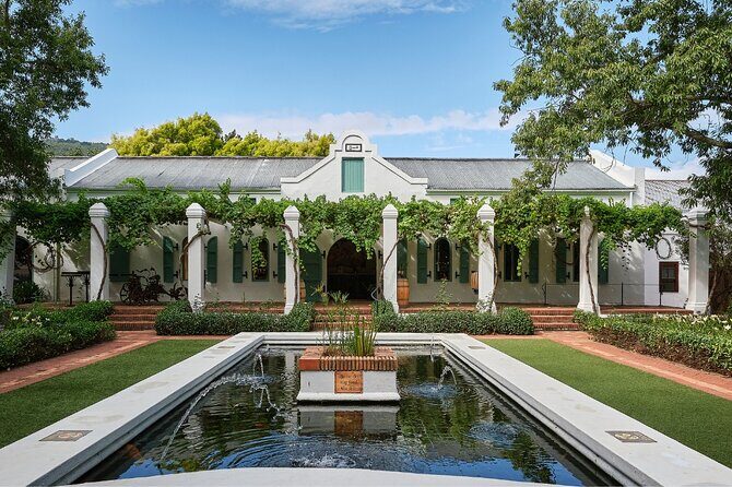 Stellenbosch, Franschhoek and Paarl: Full Day Wine Tour - The Atmosphere and Guides