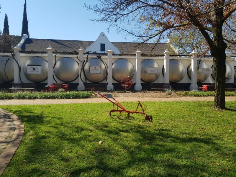 Stellenbosch: Hop-On Hop-Off Northern Route Wine Tour - Who Should Choose This Tour?