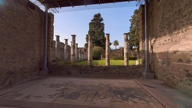 Step Back in Time: Pompeii Guided Tour with Naples Pick up - An In-Depth Look at the Tour Experience