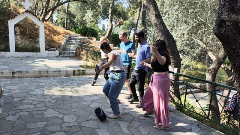 steps-to-tradition-greek-traditional-dances-in-athens-2