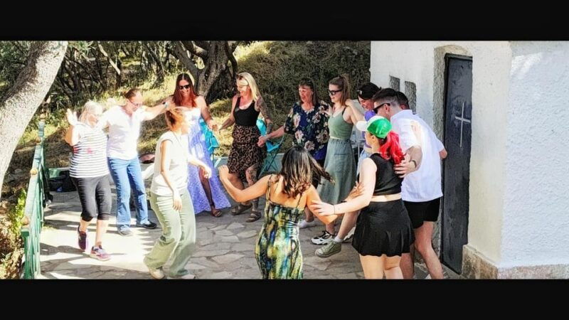 steps-to-tradition-greek-traditional-dances-in-athens-2