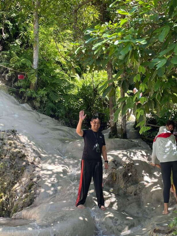 sticky-waterfall-half-day-with-private-car