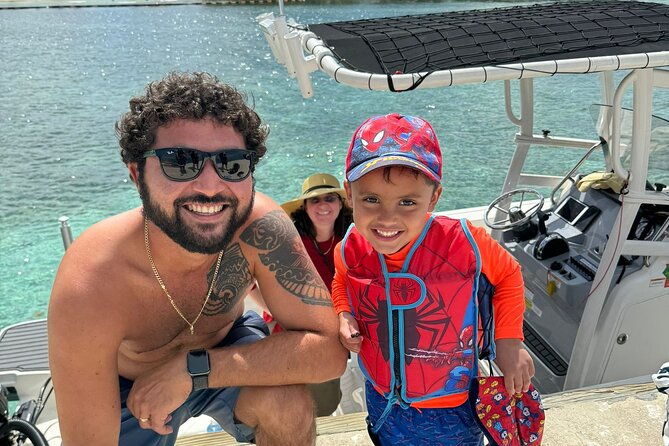 stingray-city-and-snorkeling-private-charter