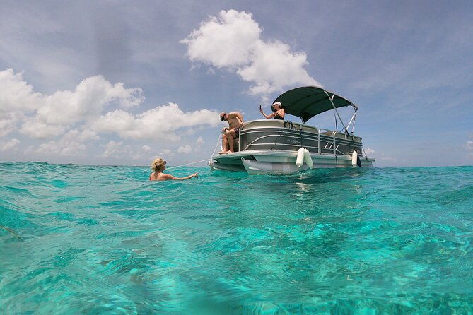 stingray-city-star-fish-point-and-snorkeling-private-boat-tour