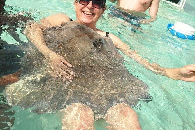 stingrays-starfish-and-snorkeling-tour