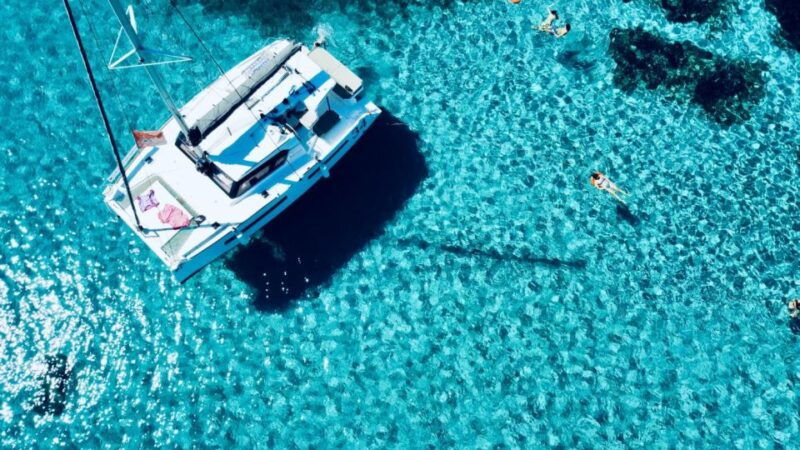 stintino-half-day-catamaran-tour-to-la-pelosa-with-aperitif