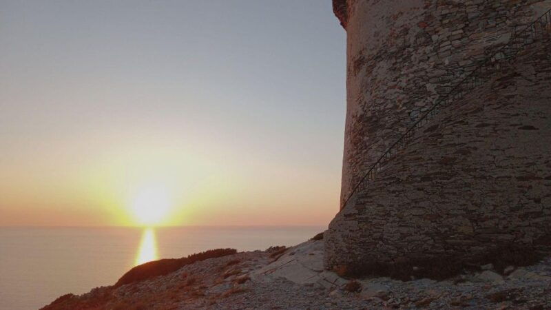 stintino-sunset-hike-at-capo-falcone-with-tasting