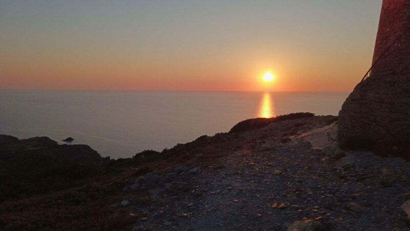 stintino-sunset-hike-at-capo-falcone-with-tasting