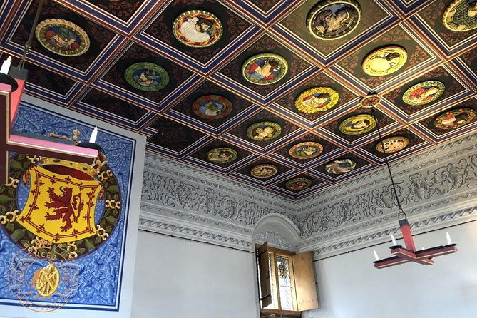 stirling-castle-and-loch-lomond-full-day-private-tour-in-a-premium-minivan