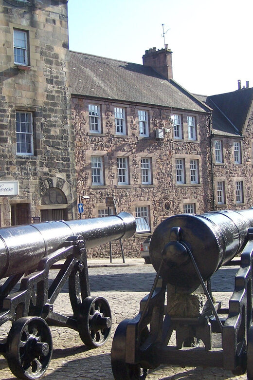 Stirling Castle and the Old Town: Private Walking Tour - Who Should Book This Tour?